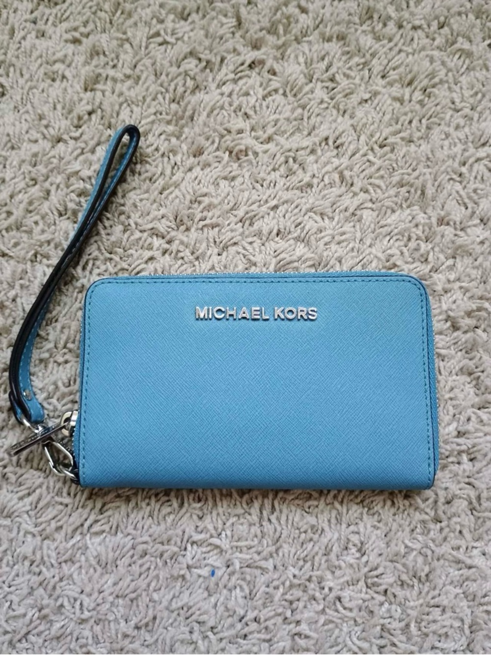 NWT Michael Kors Jet Set Travel Zip-Around Saffiano Leather Wristlet Wallet Blue